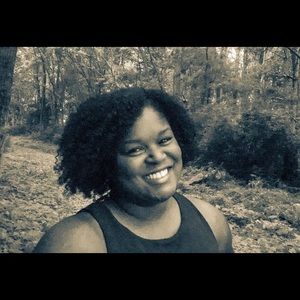 Meet your Posher, Sharonda